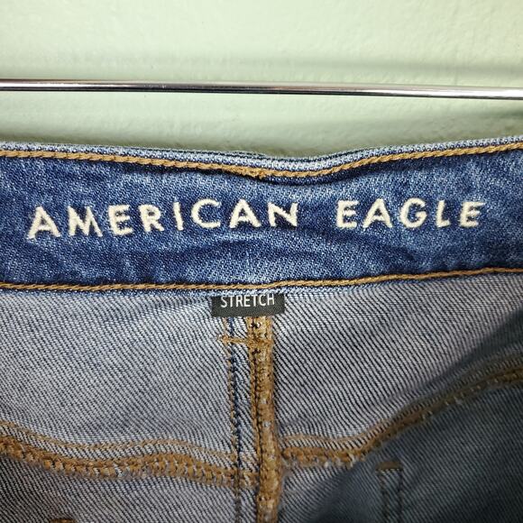 American Eagle Distressed Mom Jean Stretch Skirt Size 10 - Picture 4 of 9